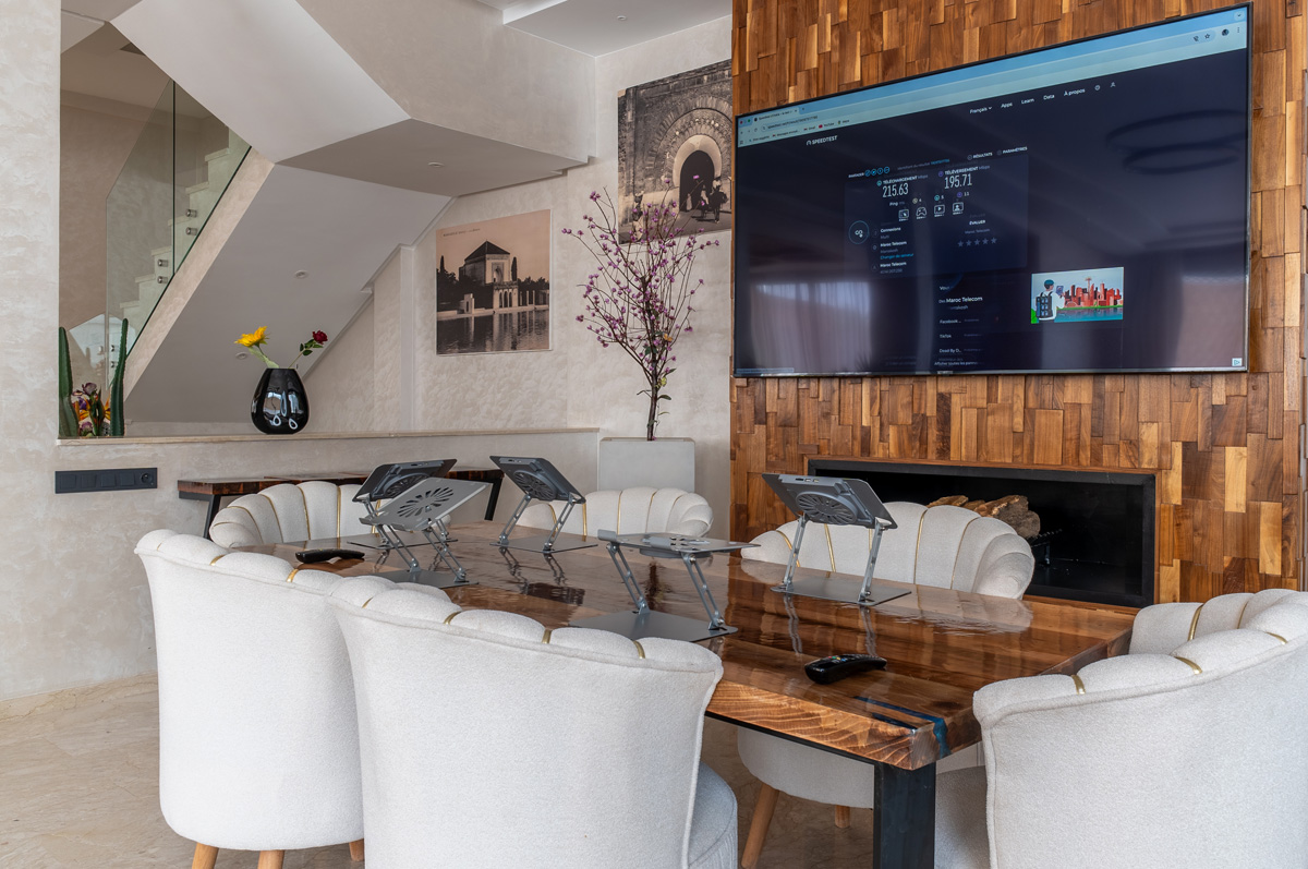 Meeting–Collaboration-Spaces-3