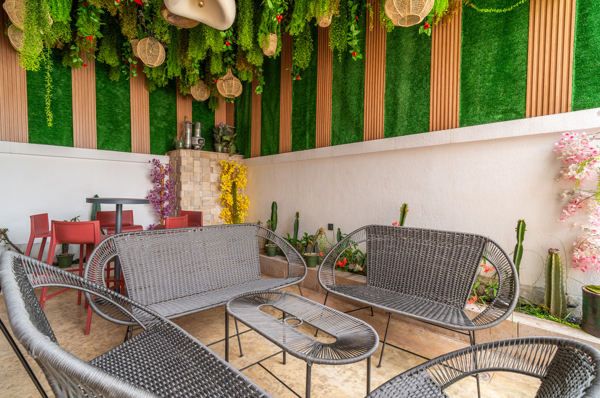 Outdoor-Work-Networking-Areas-2