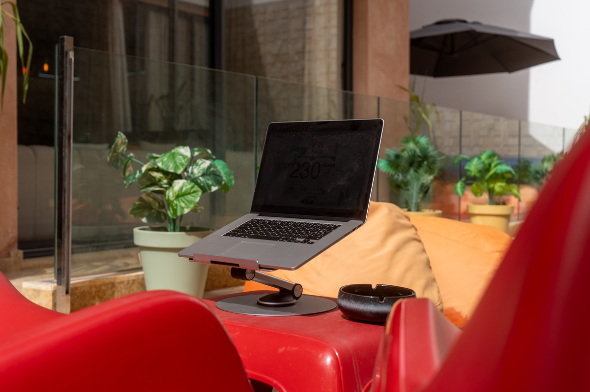 Outdoor-Work-Networking-Areas-7